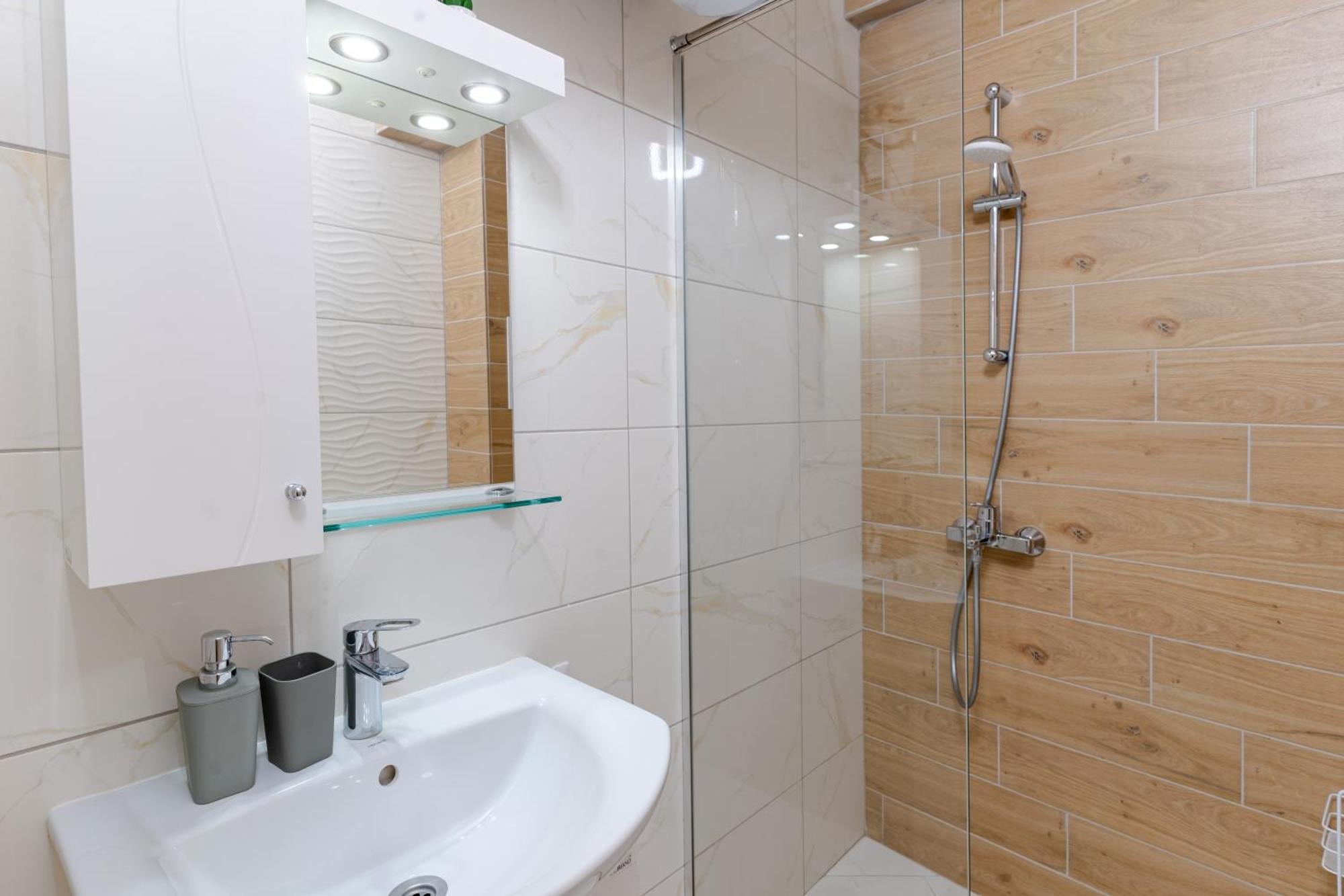 Mirela Guest Apartment Wielkie Tyrnowo Zewnętrze zdjęcie