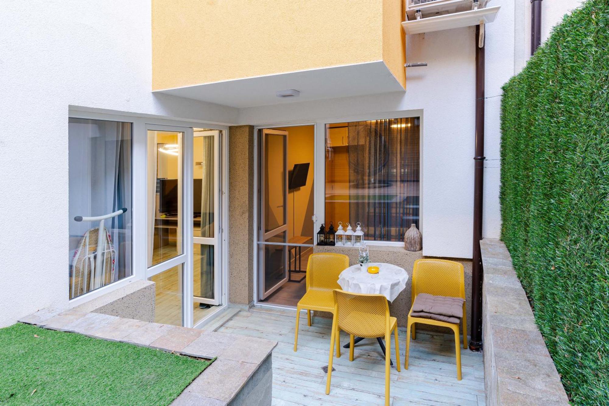Mirela Guest Apartment Wielkie Tyrnowo Zewnętrze zdjęcie